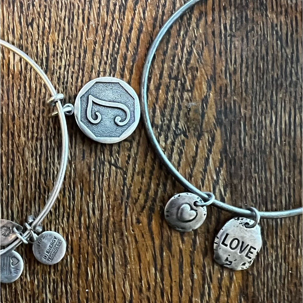 ⭐️Alex + Ani Silver Love Energy Expandable Bangle Bracelets - Picture 5 of 9